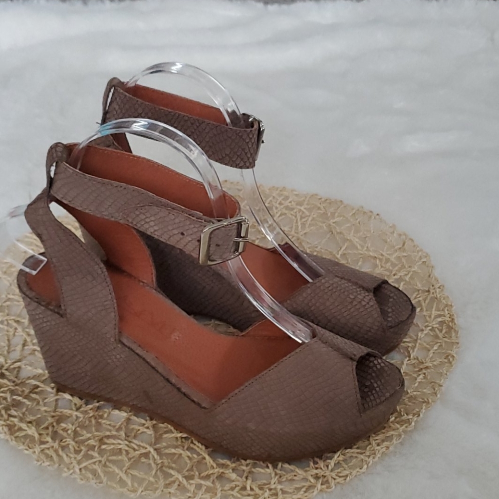 Sixtyseven Anthropologie toe snakeskin wedges